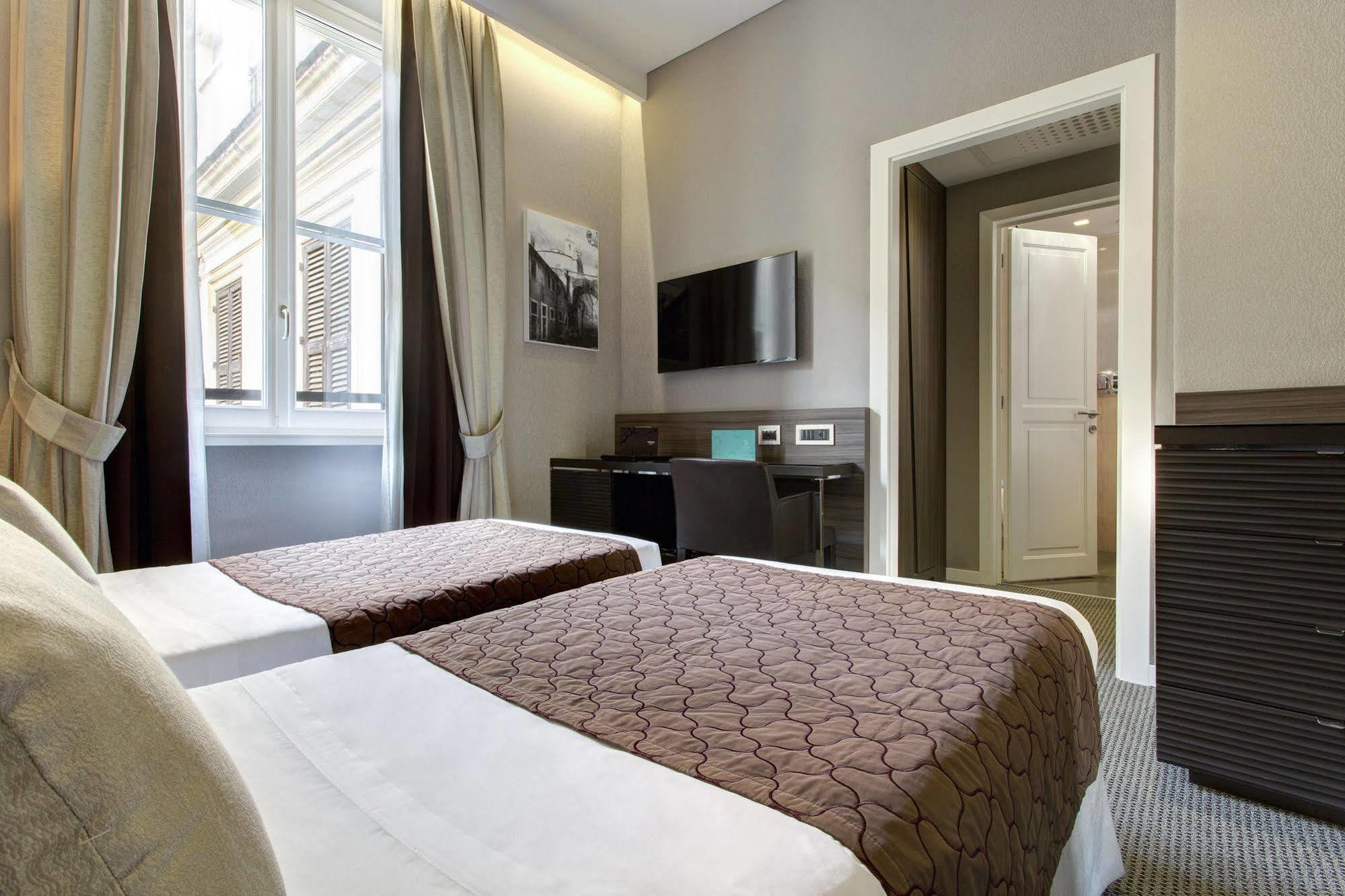 Hotel Artemide Roma Esterno foto