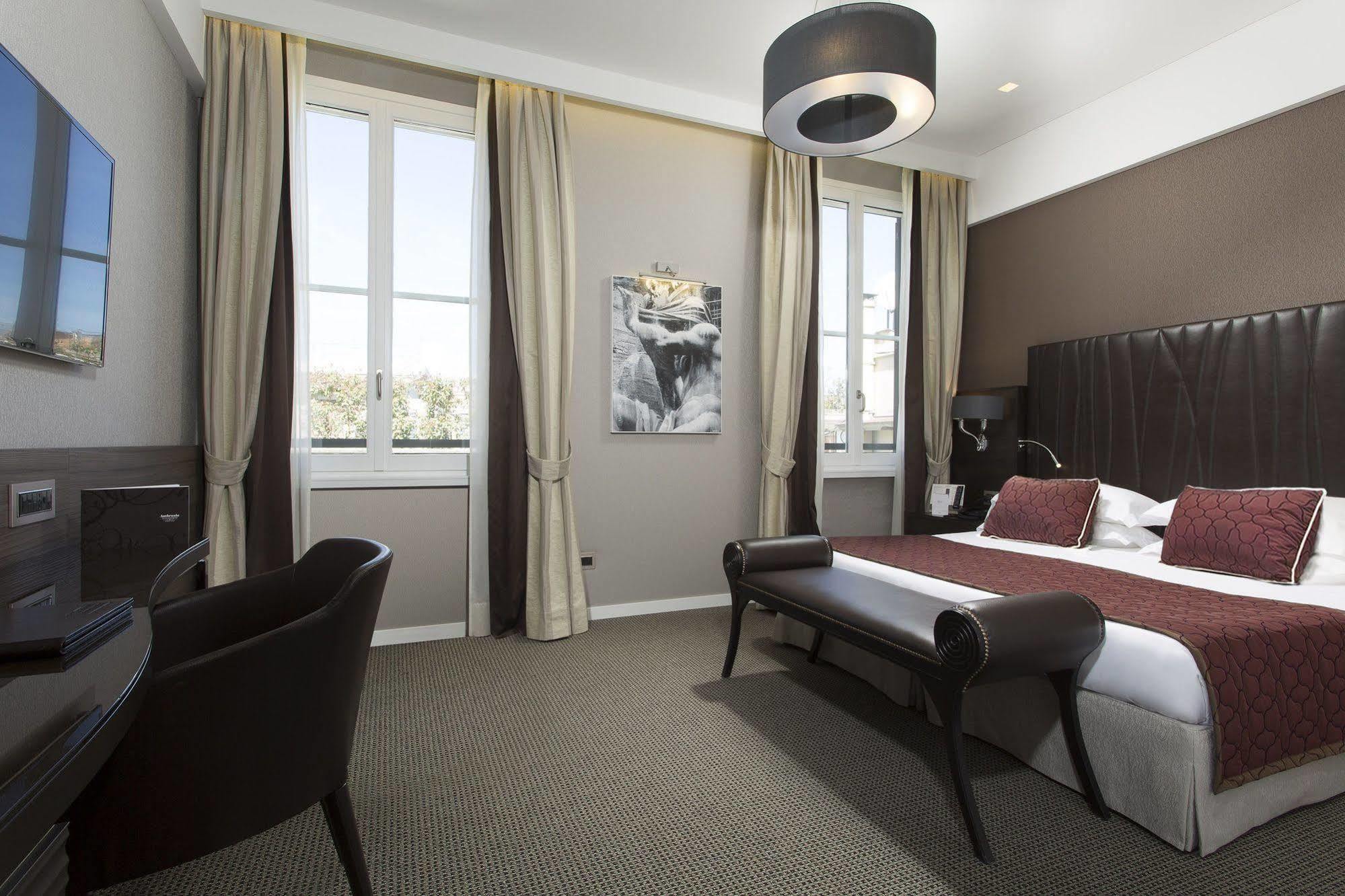 Hotel Artemide Roma Esterno foto